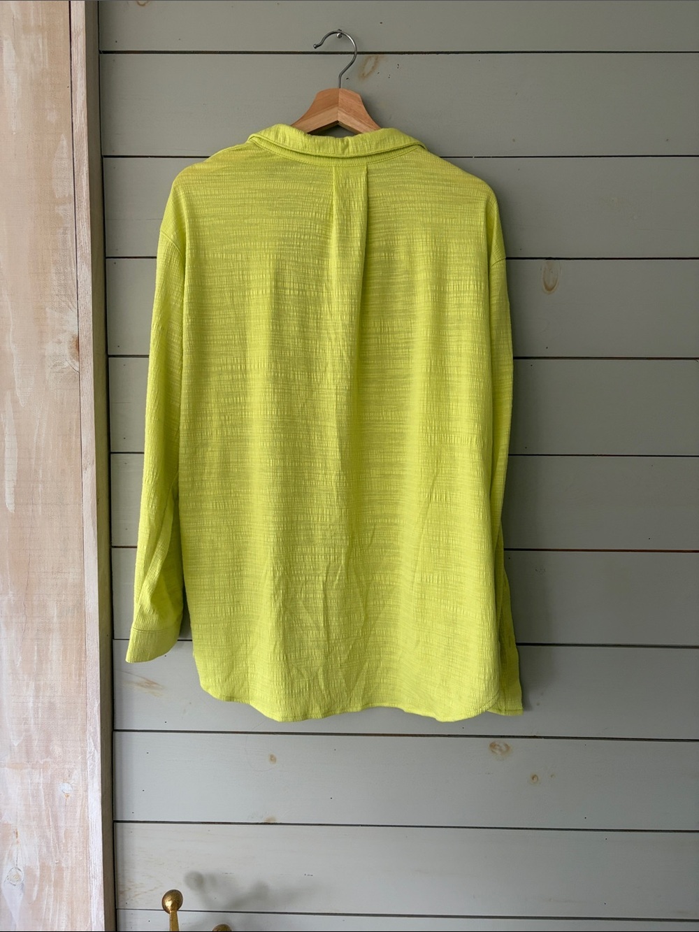 Cleo Lime Green Textured Button-Up Blouse | Lightweight Cover-Up | Size Large - Picture 5 of 5